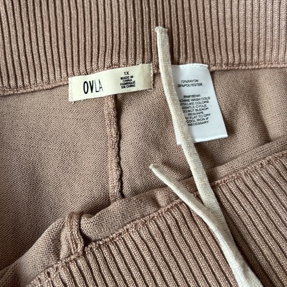 OVLA Women Camel Colour Jogger Sz 1x NWT. Very Soft and comfortable. - Picture 9 of 9